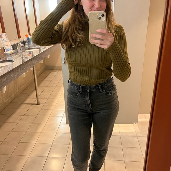 Everlane “High Rise Straight Jean” - Picture 1 of 5